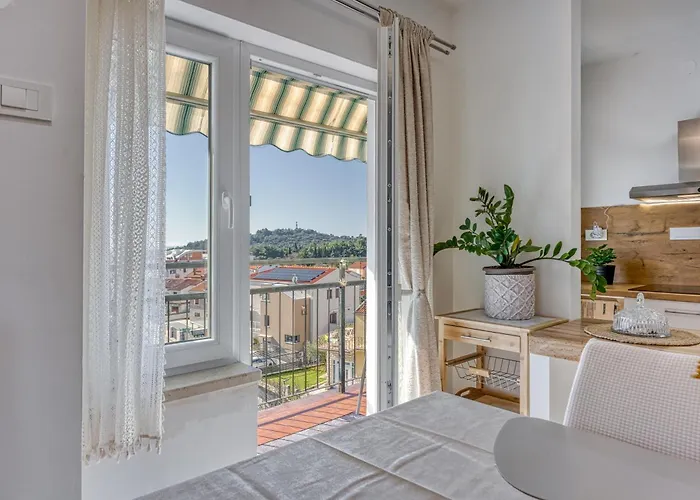 New Axel With Sea View 2025 Appartement Rovinj