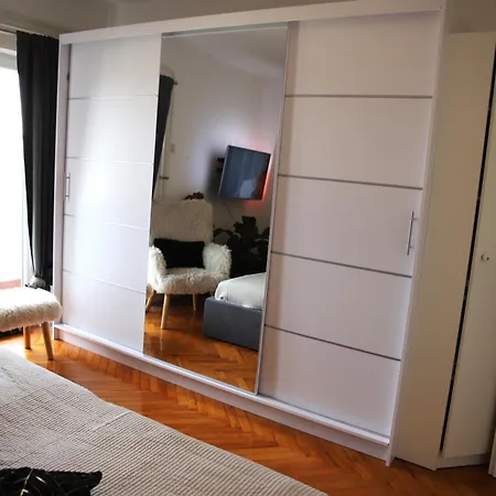 New Axel With Sea View 2025 * Ρόβινι