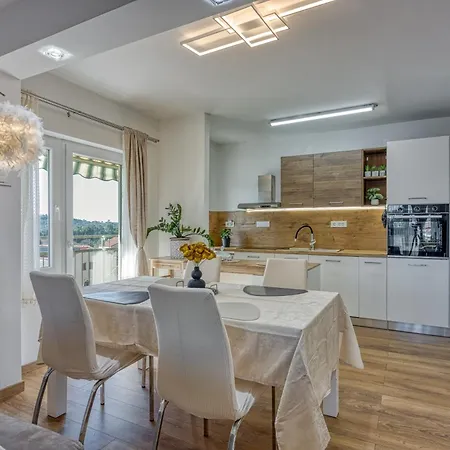 New Axel With Sea View 2025