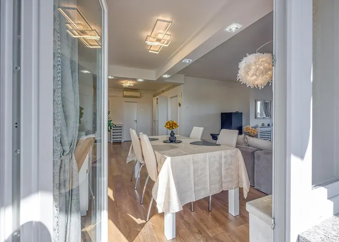 New Axel With Sea View 2025 Апартаменты